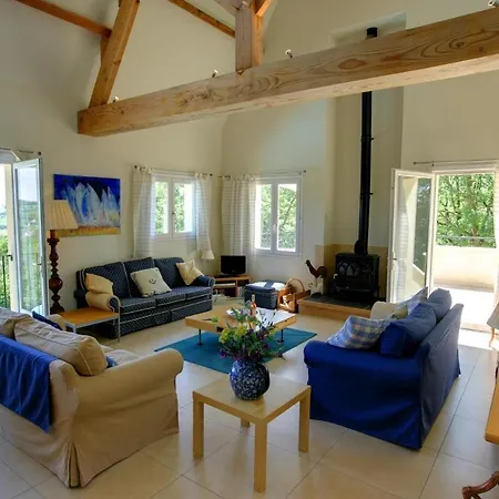 Sleeps 8 Pool Wifi *