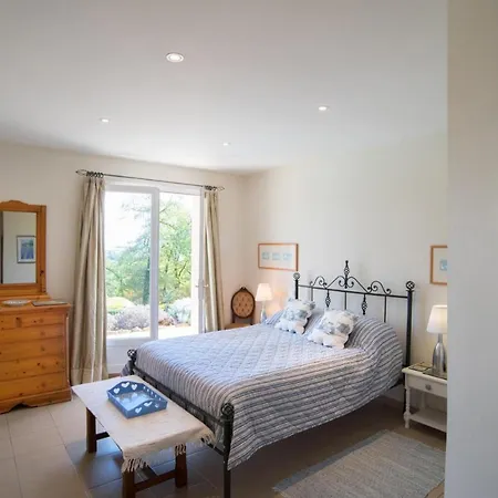 Sleeps 8 Pool Wifi