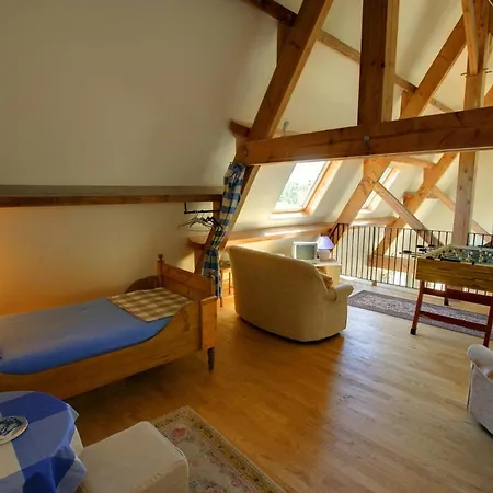 Sleeps 8 Pool Wifi *